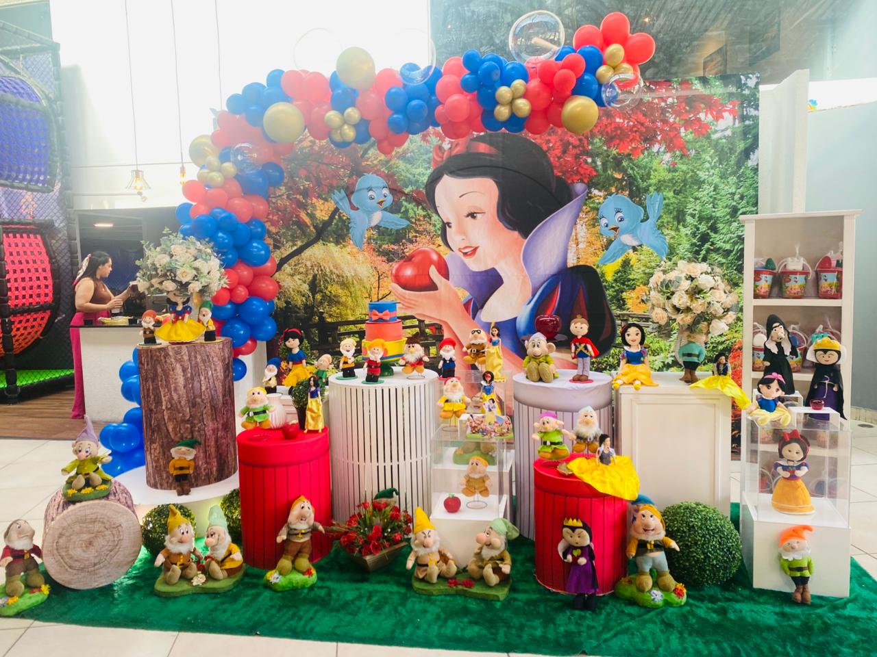 Decoração Branca De Neve 1 em Moema