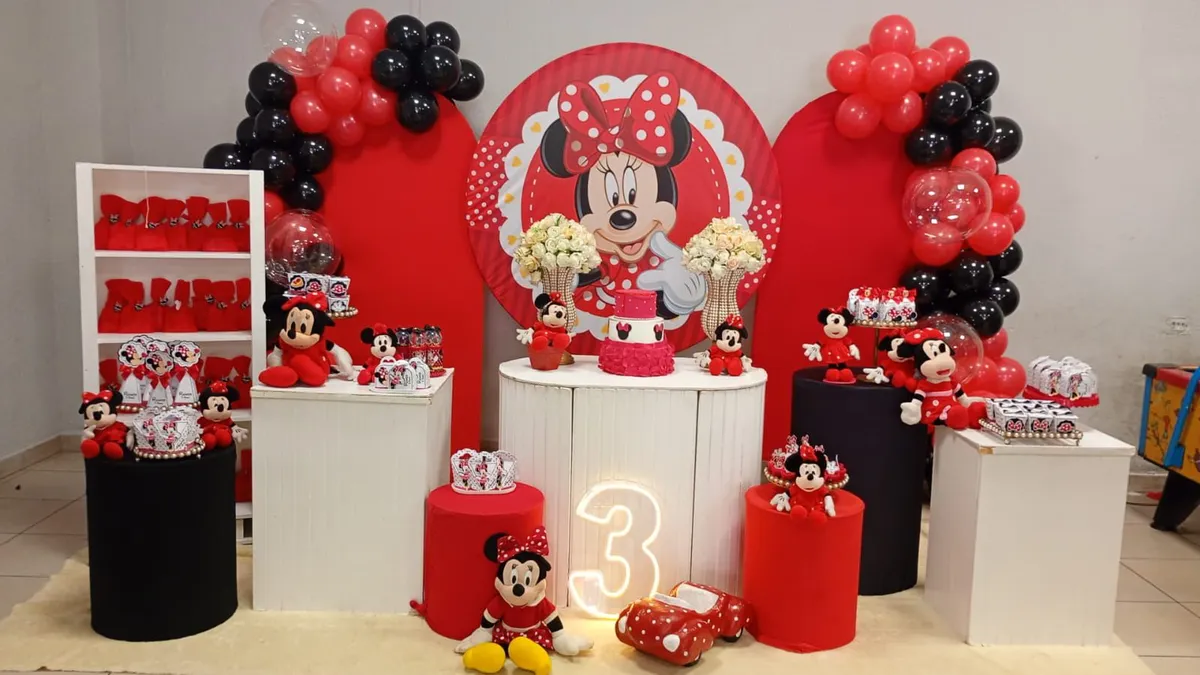 Decoração Minnie · Minnie Vermelha · Buffet Family