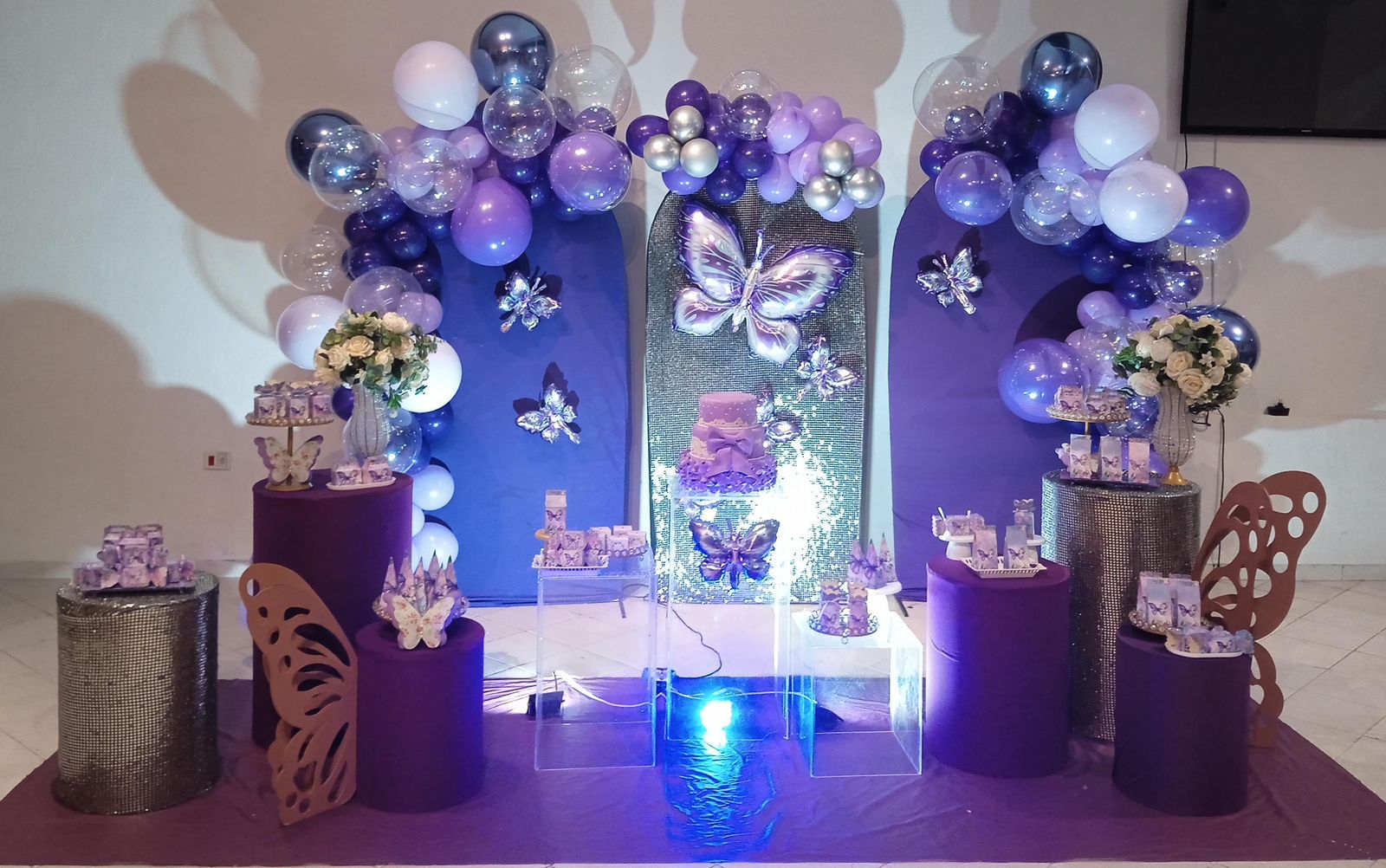 Decoração Jardim Encantado · Borboletas · Buffet Family