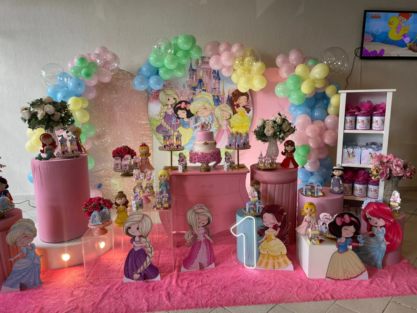 Decoração Princesas Disney · Princesas Baby · Buffet Family