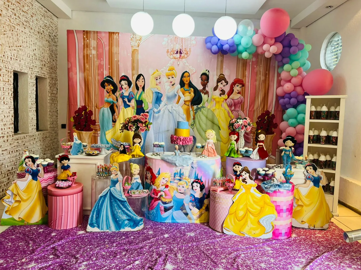 Decoração Princesas Disney · Princesas · Buffet Family