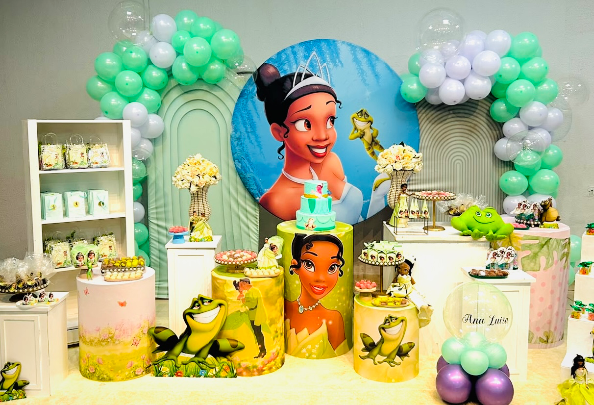 Decoração Princesas Disney · Princesa e o Sapo · Buffet Family